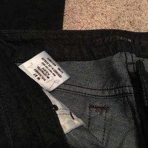 Joe’s Honey jeans. Sz 27. 34 in inseam. Drk wash.